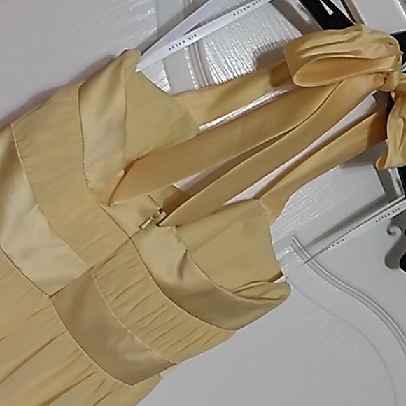 Homecoming dresses - Picture 5 of 6